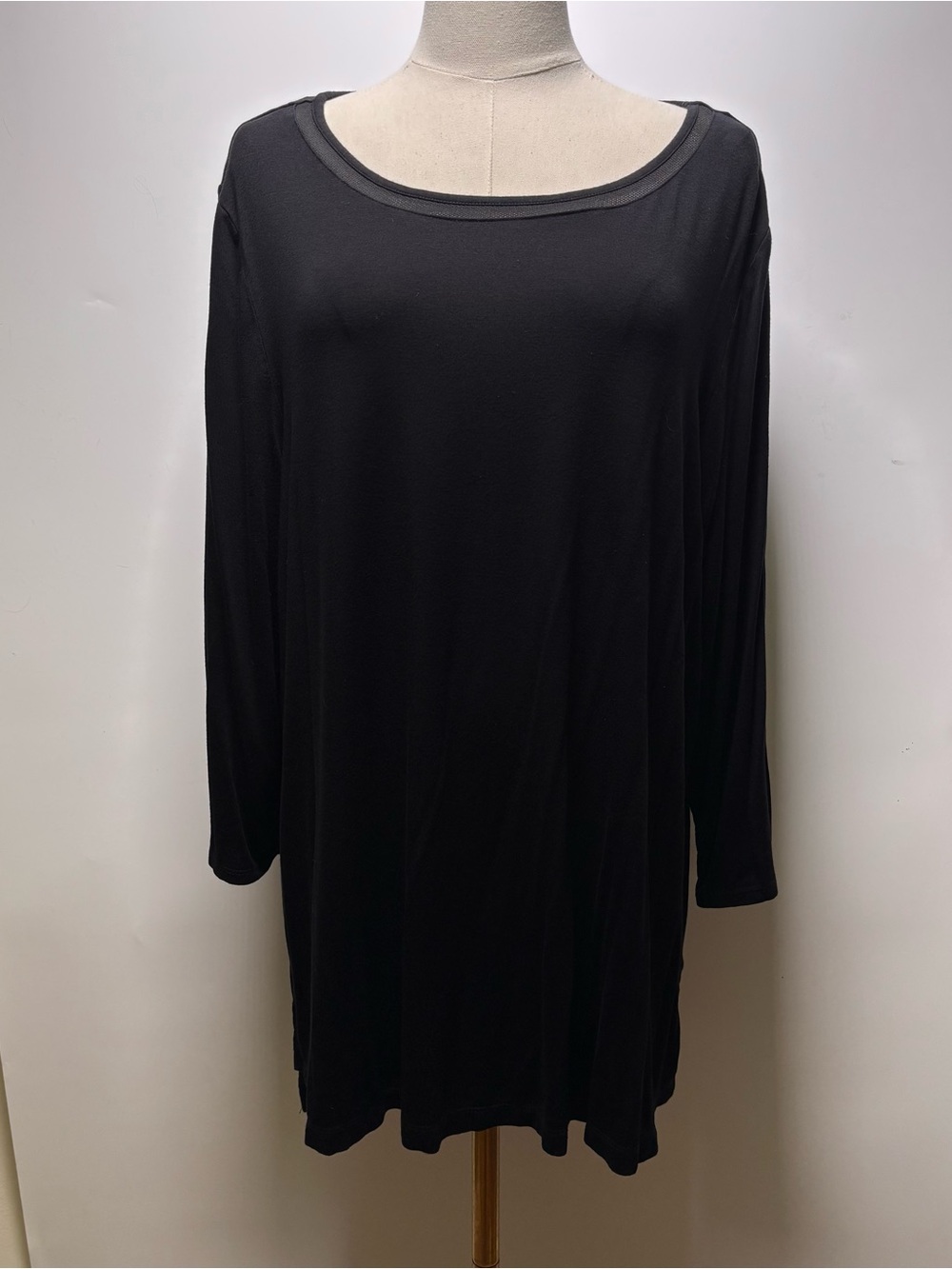 Tahari Black Long-Sleeve Top Size 2X